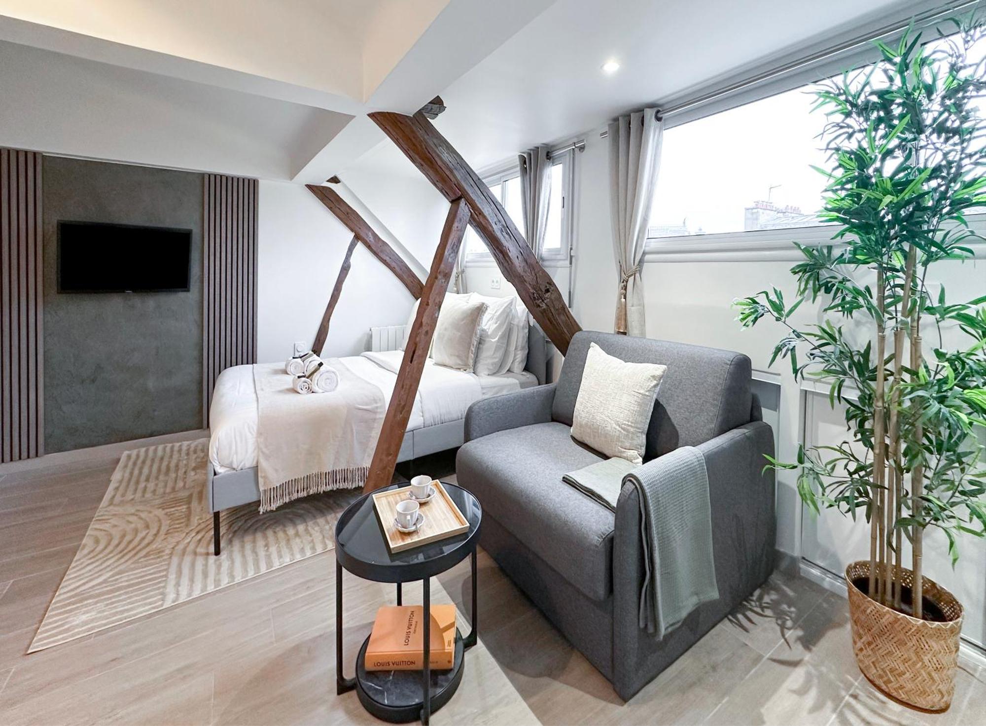 Brand New Near La Madeleine ! Appartement Parijs