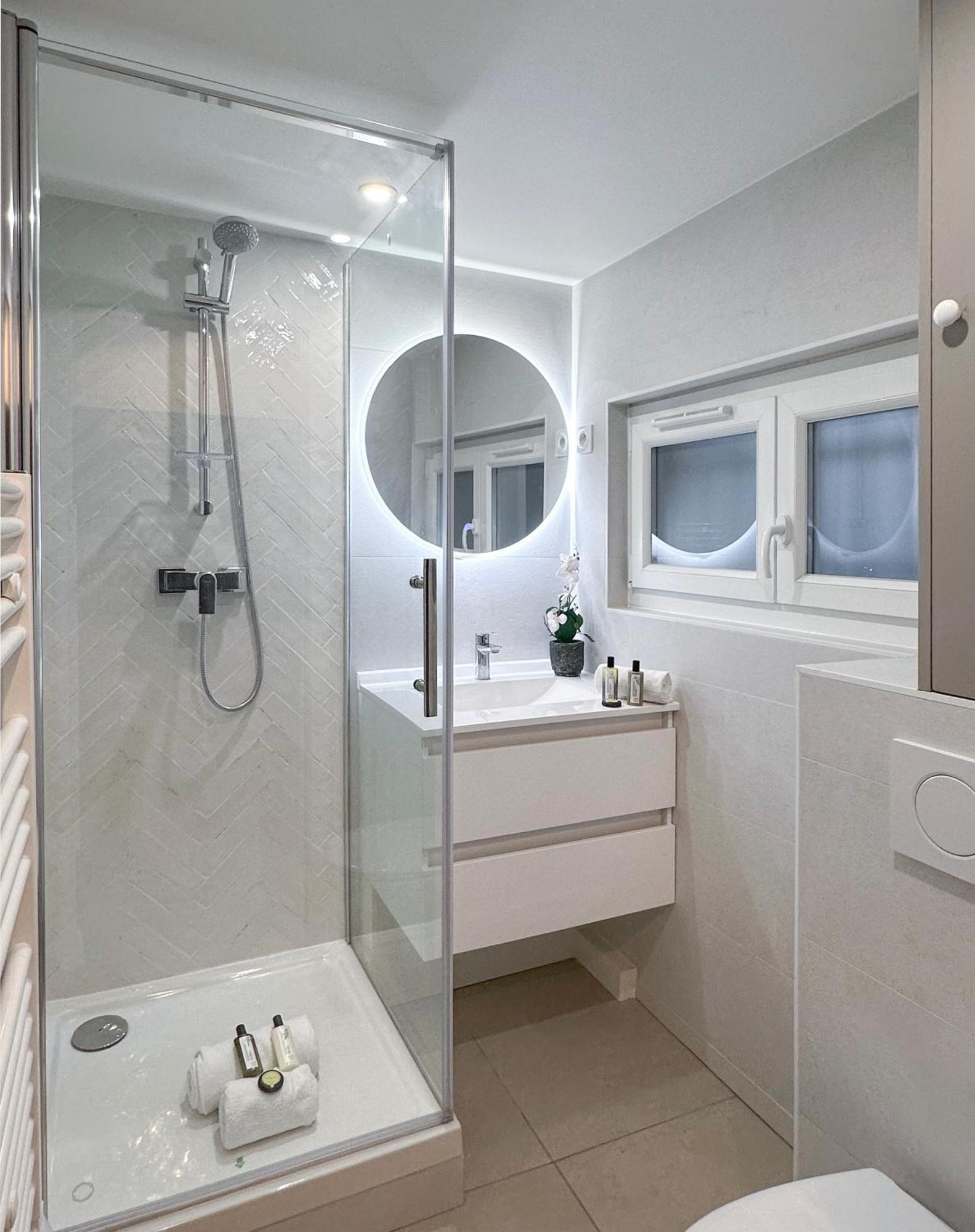 Brand New Near La Madeleine ! Appartement Parijs